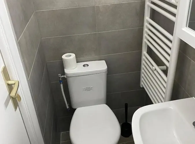 Apartment Renovated In The Heart Of The Old Town