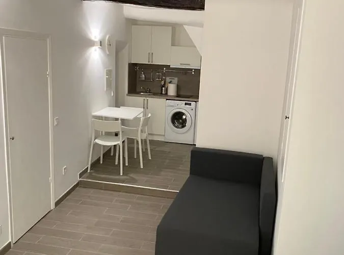 Apartment Renovated In The Heart Of The Old Town Menton